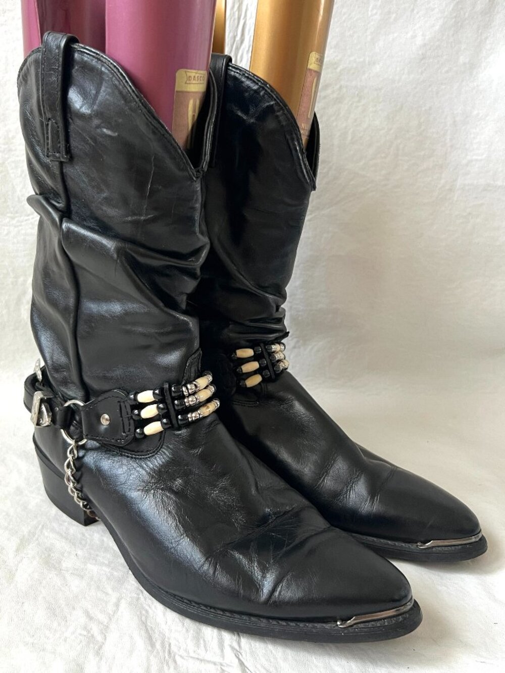 Western boots Dingo mens 11 D black leather harness beaded chain slouchy pull on